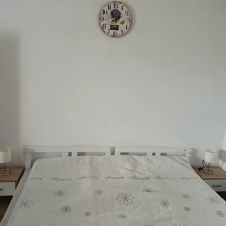 Duga Uvala Apartman *